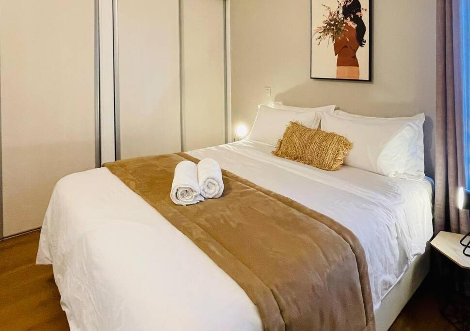 Sunbliss Appartement แซ็งต์-จีลส์-เลส์-แบ็งส์ ภายนอก รูปภาพ
