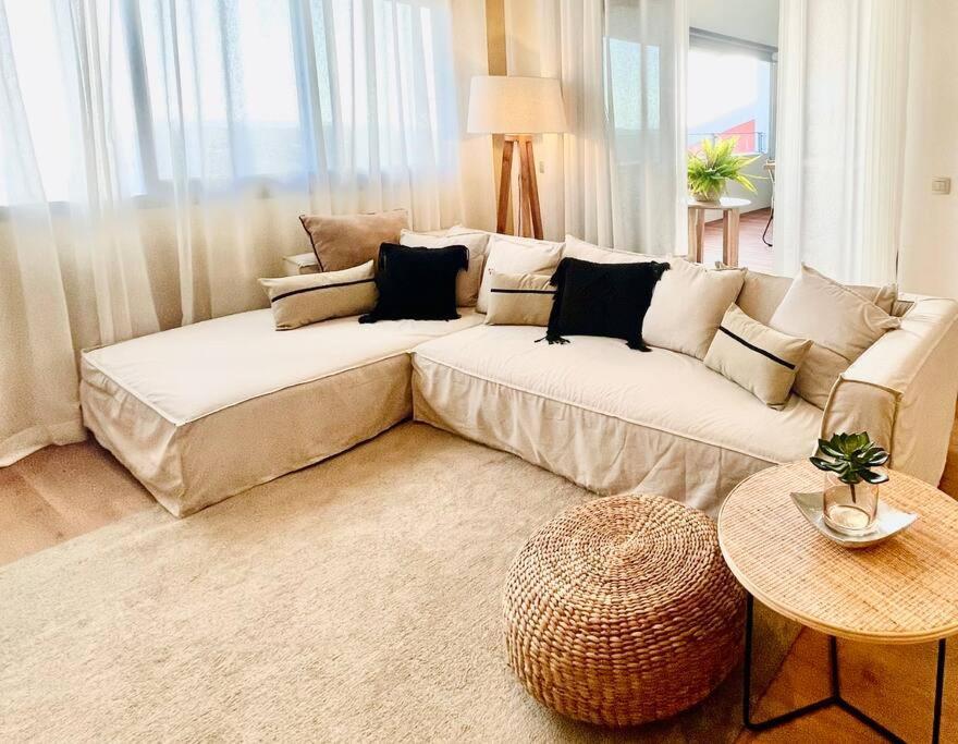 Sunbliss Appartement แซ็งต์-จีลส์-เลส์-แบ็งส์ ภายนอก รูปภาพ