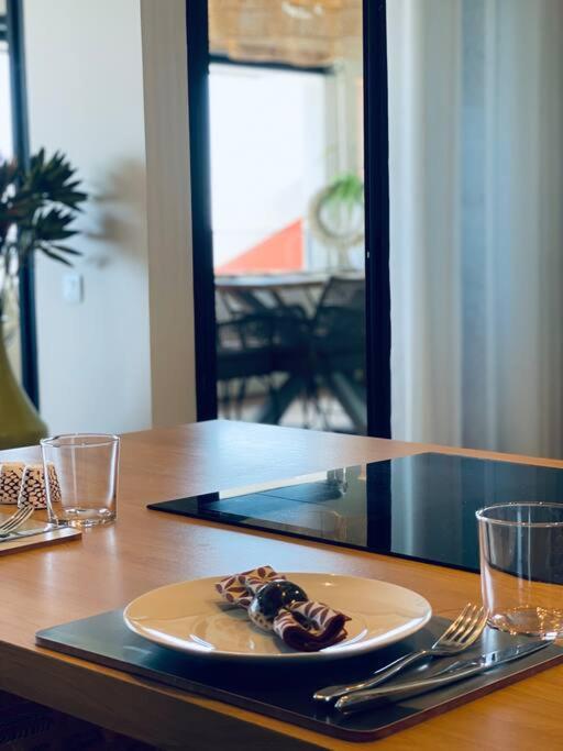 Sunbliss Appartement แซ็งต์-จีลส์-เลส์-แบ็งส์ ภายนอก รูปภาพ